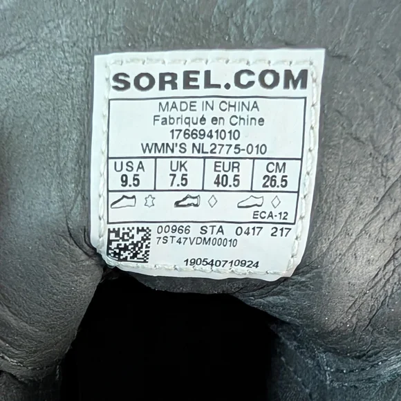 NWOT Sorel Women's Black Lace-Up Boots, Sz 9.5 - Picture 6 of 7